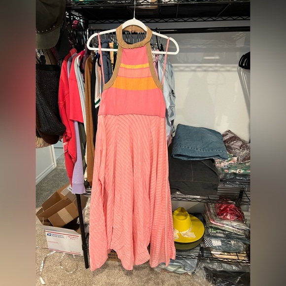 Free People Pink Maxi Dress NWOT.***has a call out*** - Picture 5 of 7